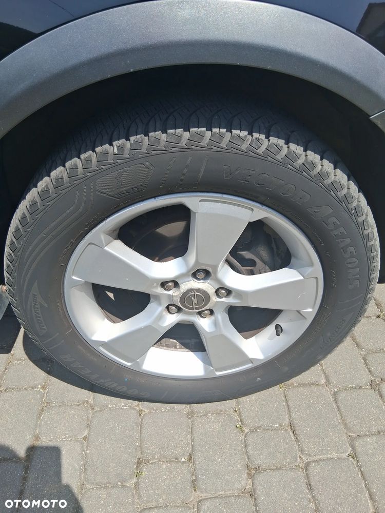 Opel Antara - 12