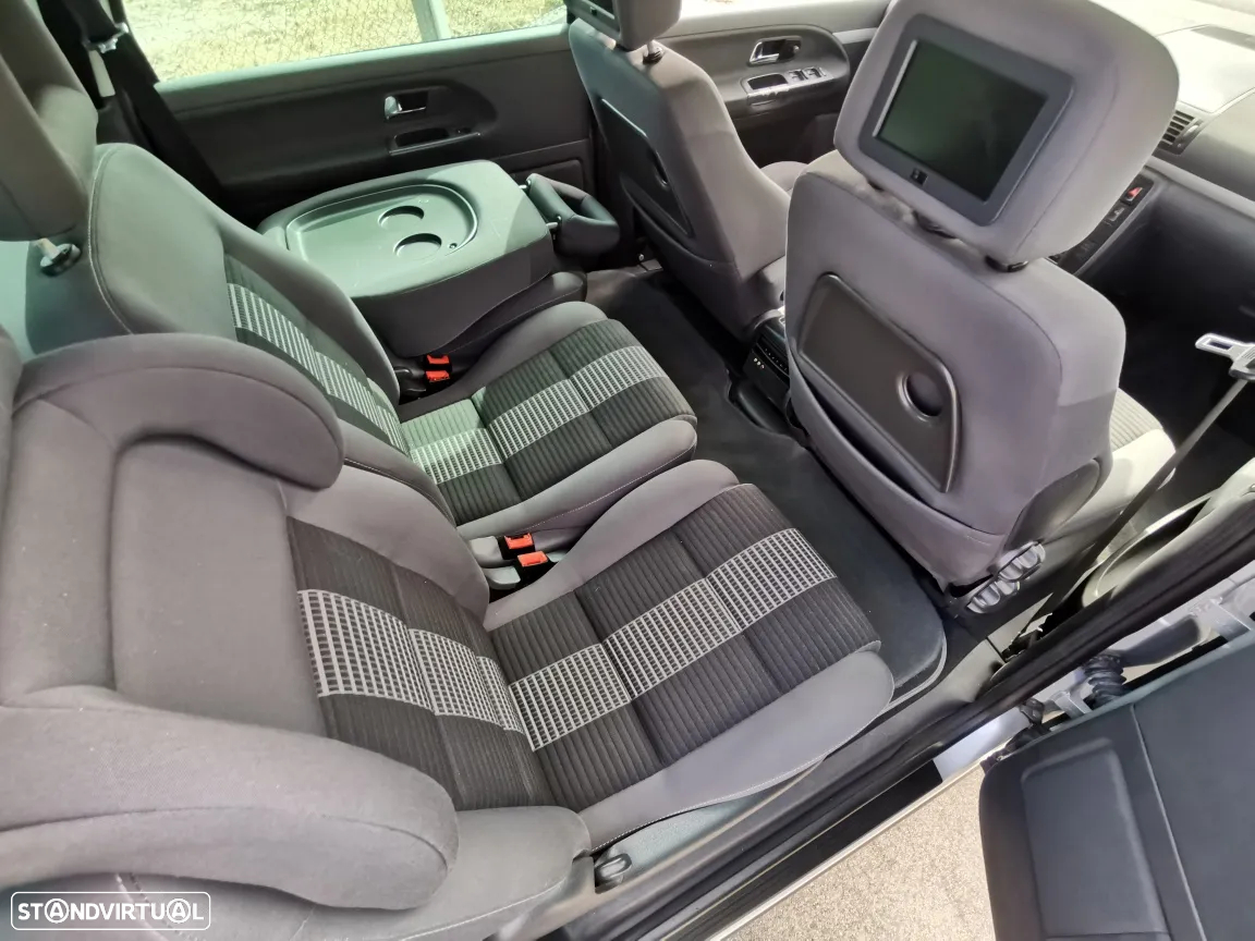 VW Sharan 2.0 TDi Highline - 19