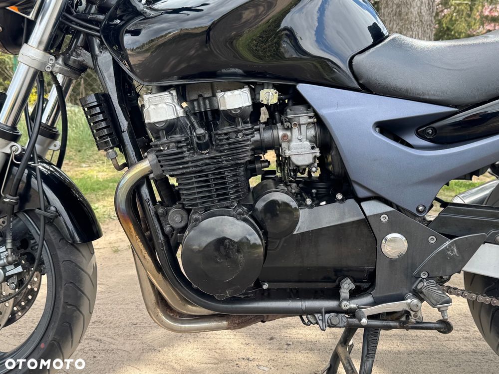 Kawasaki ZR - 13