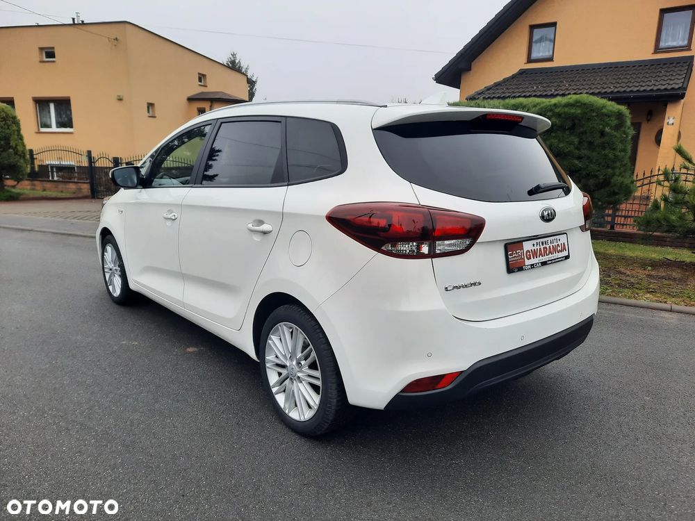Kia Carens 1.6 GDI L 7os - 12