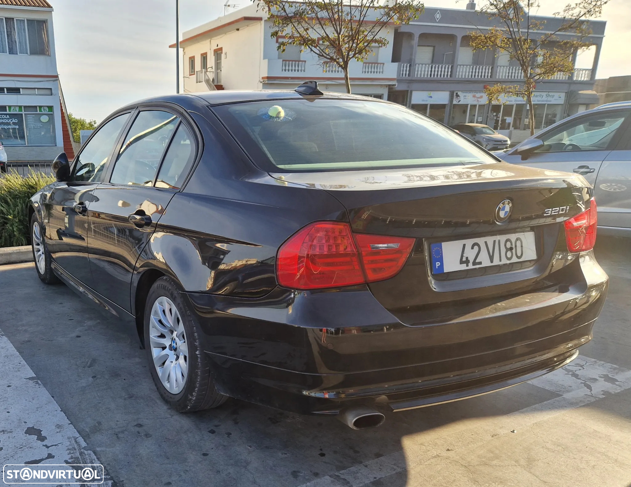 BMW 320 iA Exclusive - 42