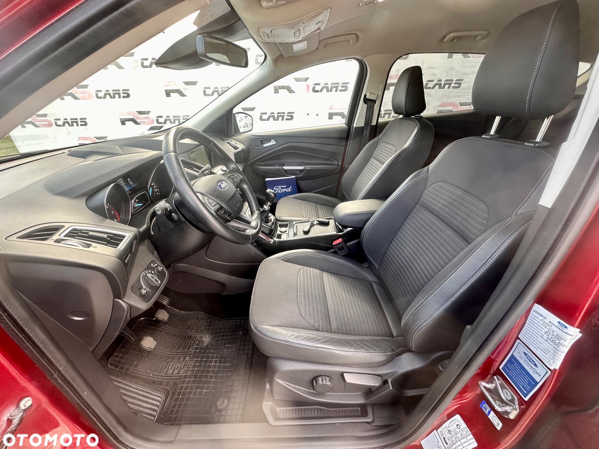 Ford Kuga 1.5 EcoBoost 2x4 Titanium - 18