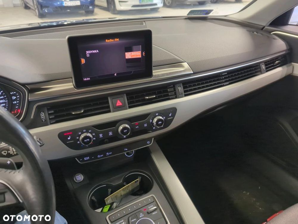 Audi A4 Avant 40 TFSI mHEV S tronic - 12