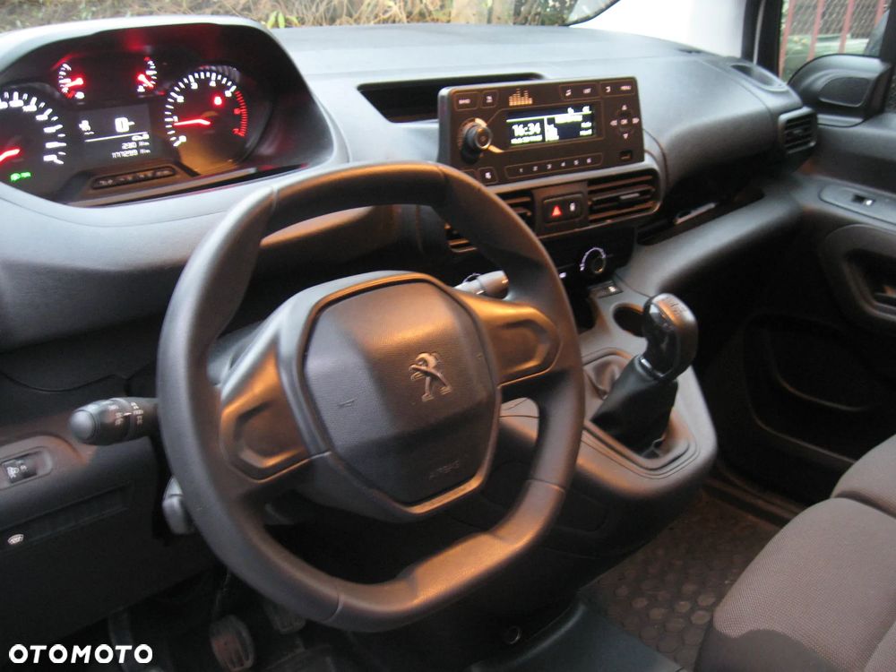 Peugeot Partner - 10