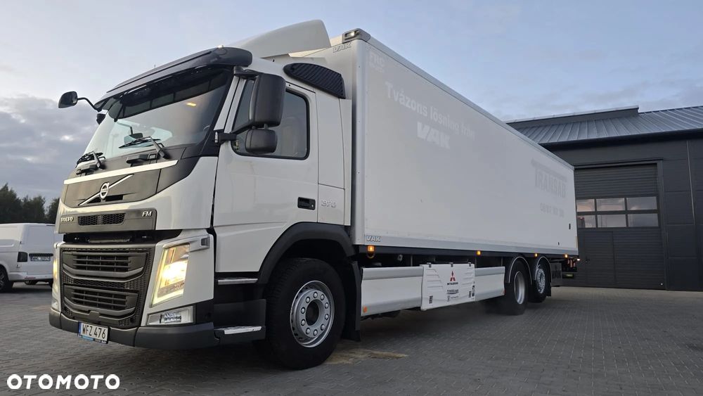 Volvo FM 370 Euro 6 6x2 długa 9.3m 22 palety! super stan! niski przebieg! świeży import! - 18