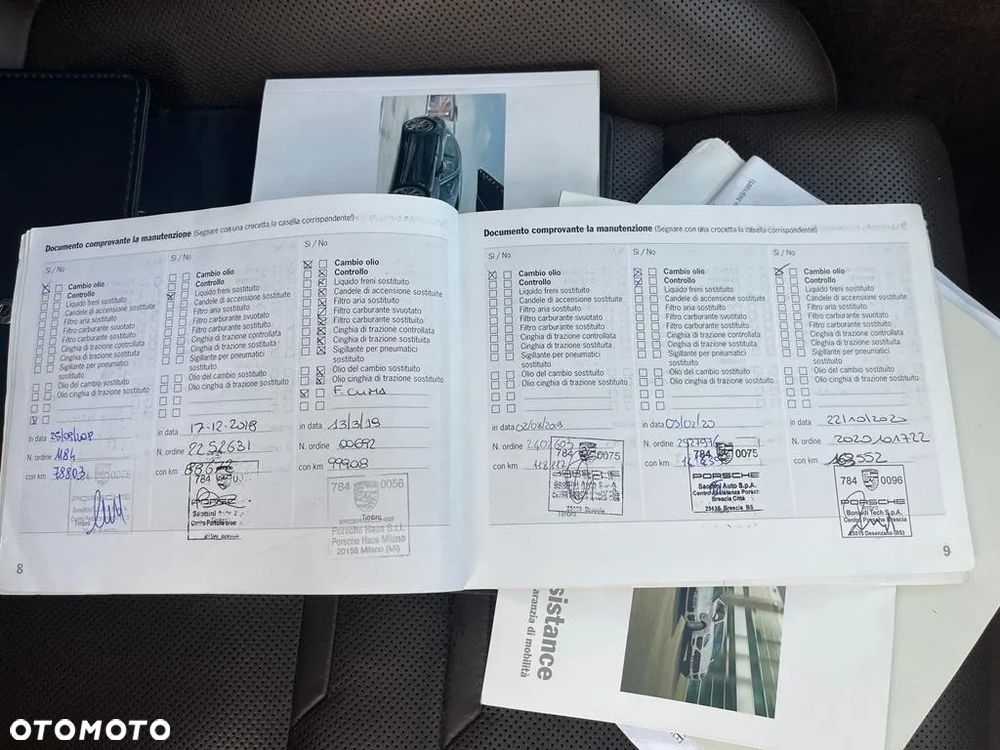 Porsche Panamera 4S Executive - 16