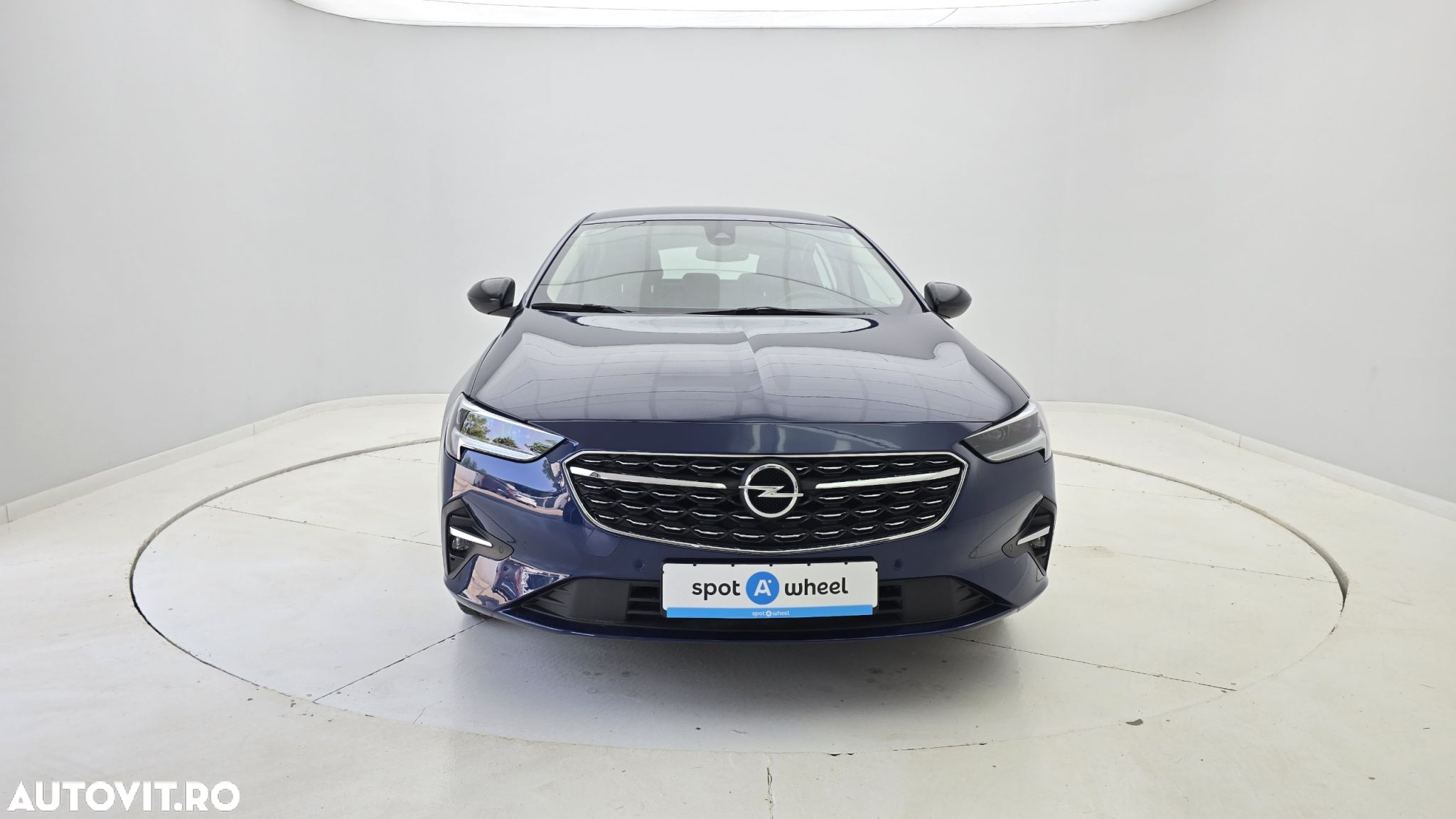 Opel Insignia Grand Sport 2.0 Start/Stop Aut. Elegance - 2