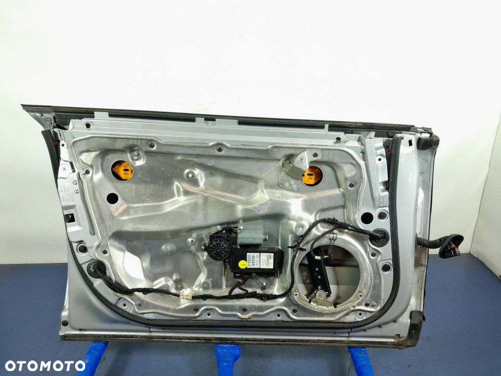 AUDI A8 D3 LONG DRZWI PRZÓD LEWE LY7W - 9