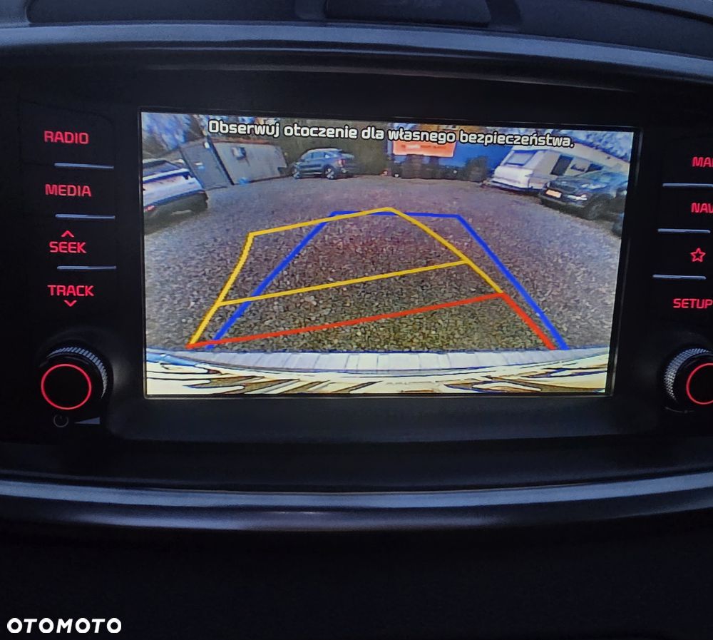 Kia Sorento 2.0 CRDI Business Line Plus - 24