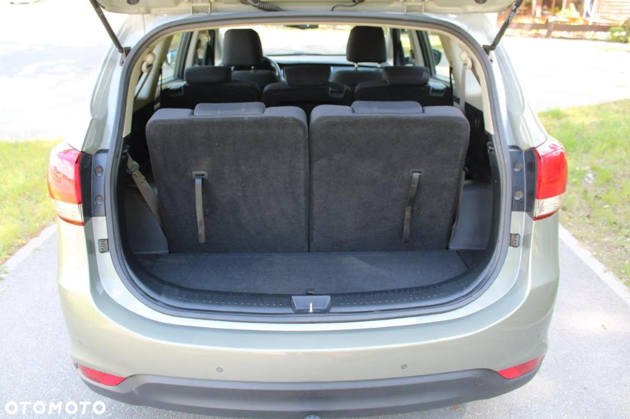 Kia Carens 1.7 CRDi XL 7os - 16