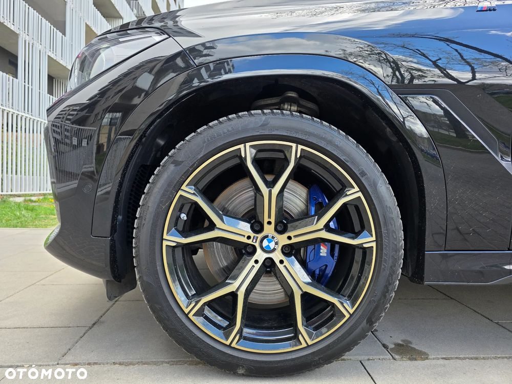 BMW X6M - 40