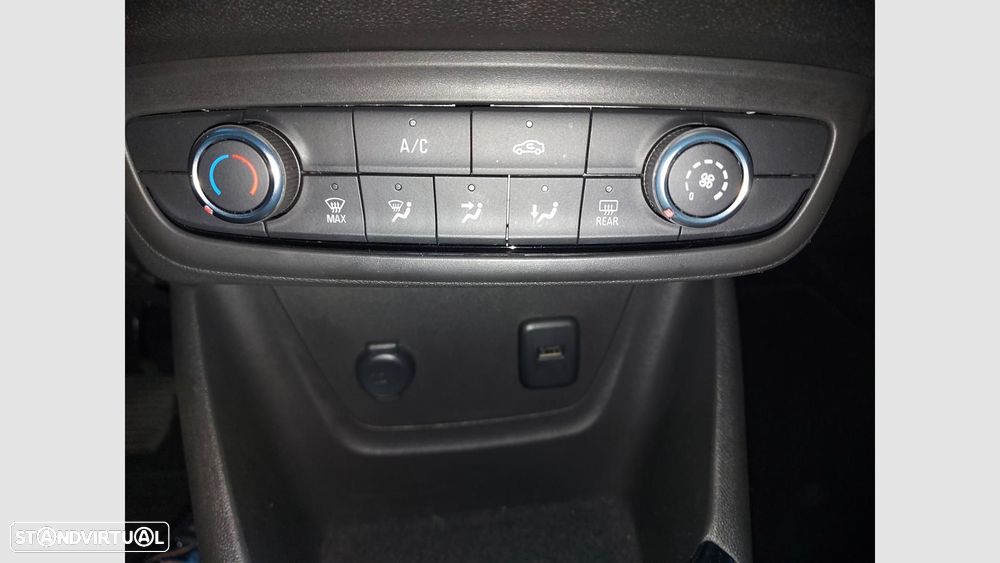 Opel Crossland X - 8