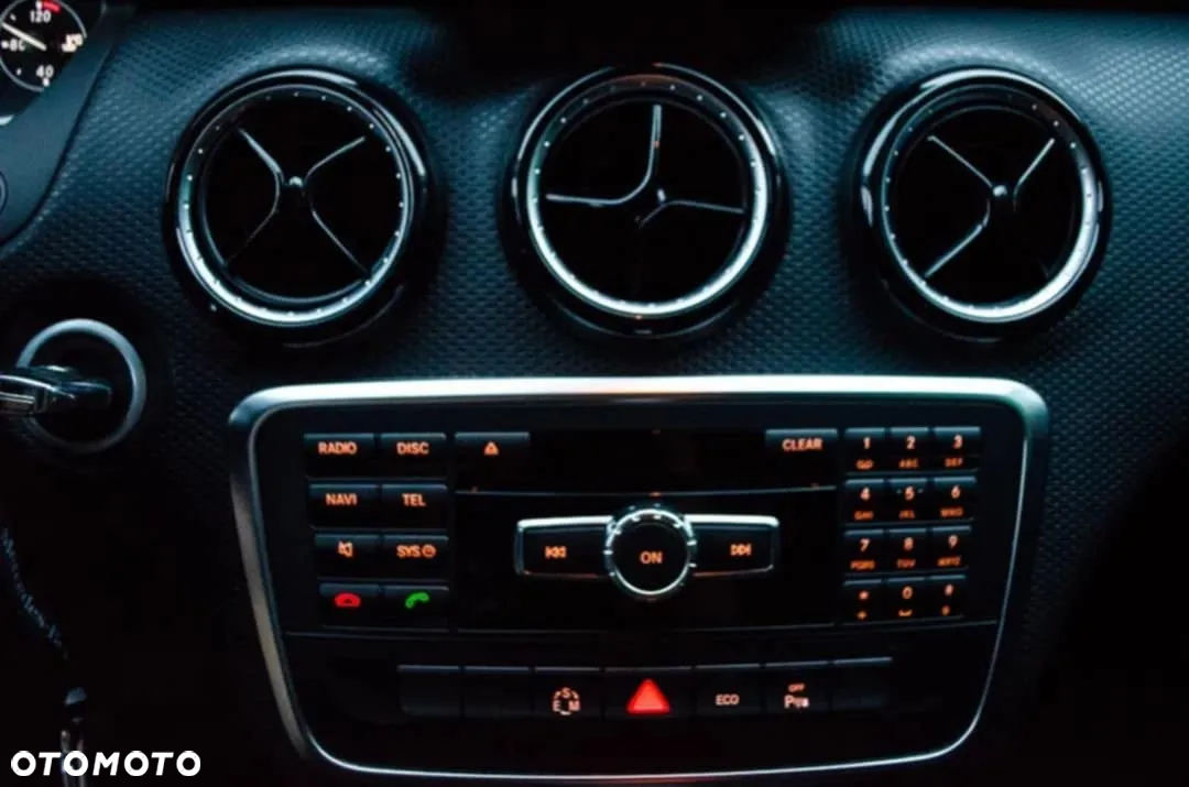 Mercedes-Benz Klasa A 200 CDI (BlueEFFICIENCY) 7G-DCT AMG Sport - 28