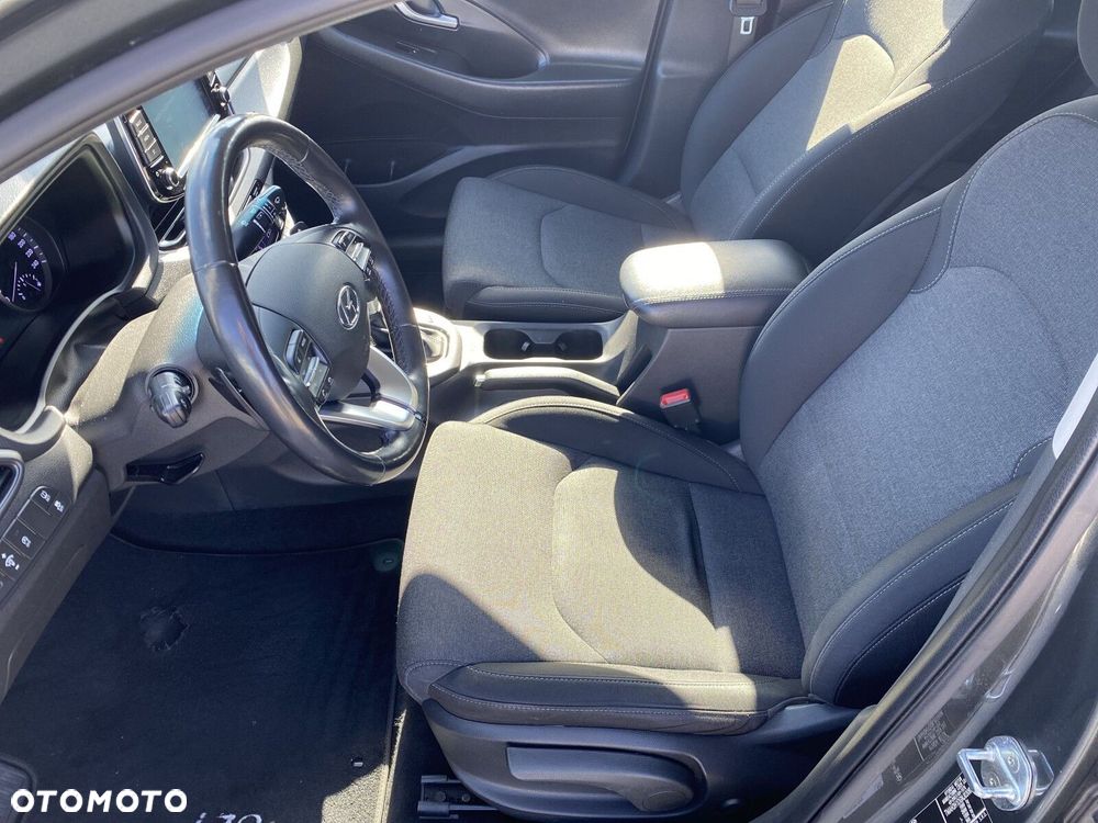 Hyundai i30 - 11