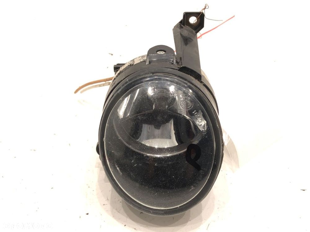 HALOGEN PRAWY PRZÓD - 86.00 PLN - VW GOLF PLUS V (5M1, 521) 2004 - 2013 1.9 TDI 77 kW [105 KM] olej - 1