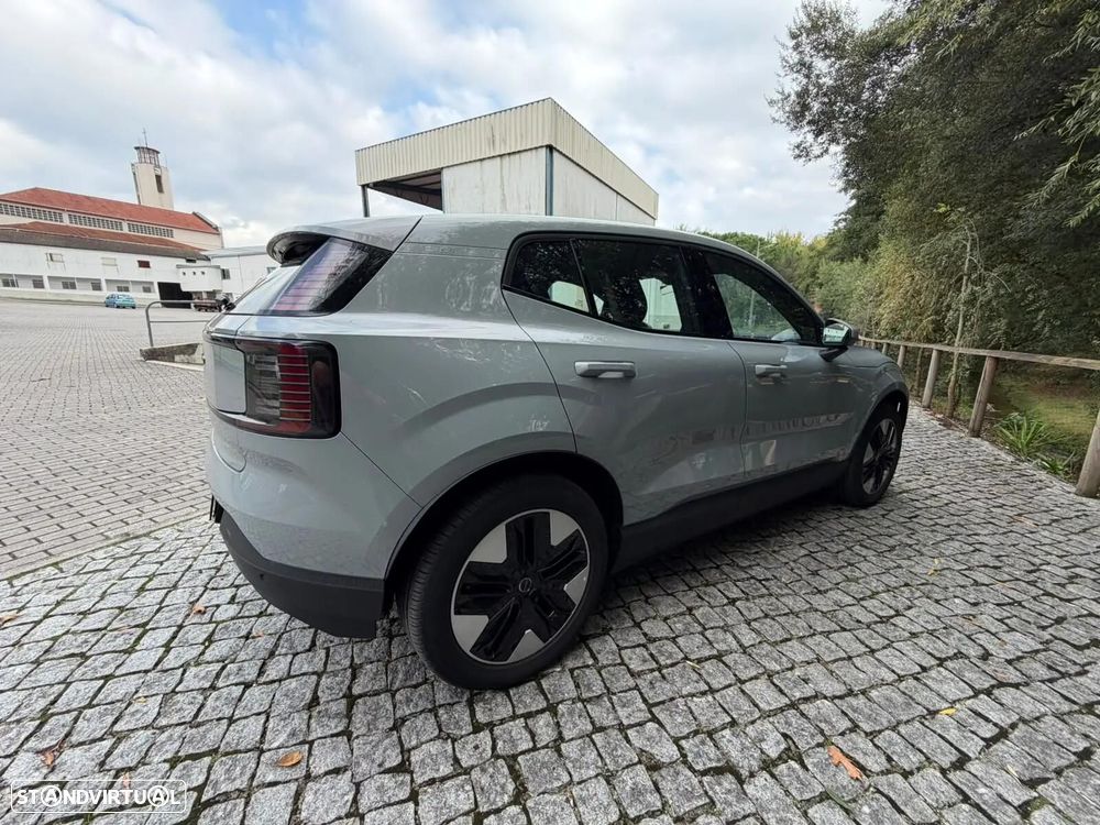 Volvo EX30 69 kWh Single Motor Extended Range Plus - 15