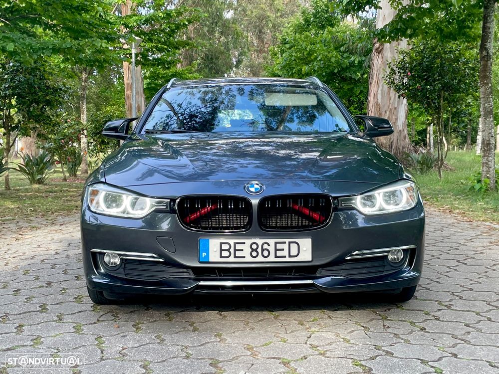 BMW 320 d EfficientDynamics Line Luxury Auto - 2