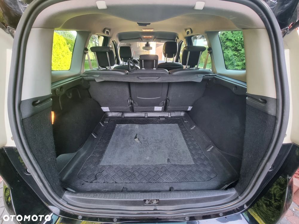 Renault Grand Scenic dCi 130 FAP Start & Stop Bose Edition - 6