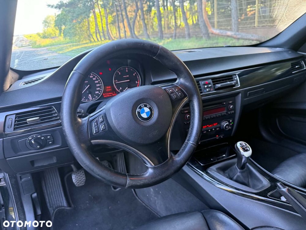 BMW Seria 3 320d DPF - 5