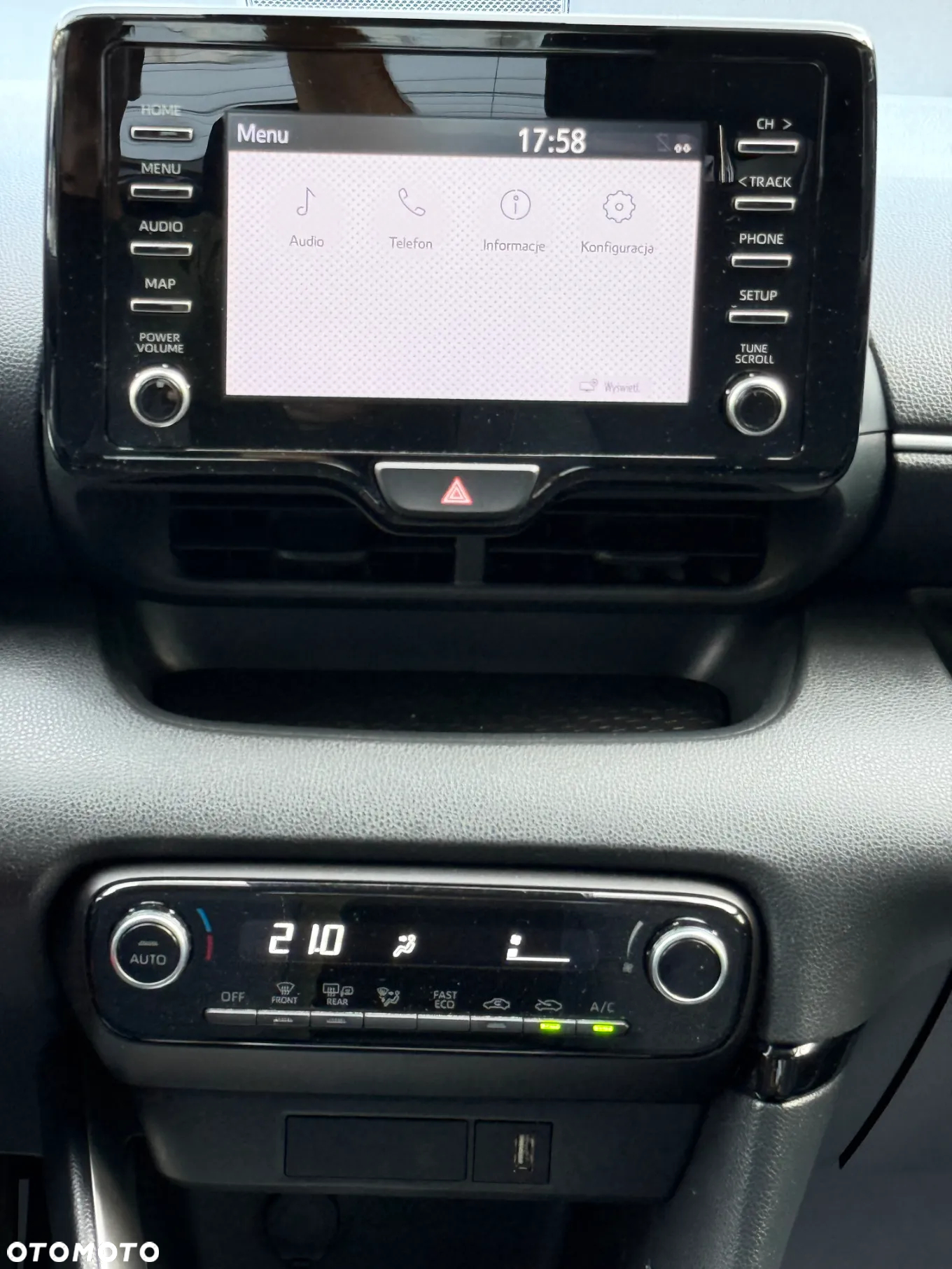 Toyota Yaris Hybrid 1.5 Comfort - 11