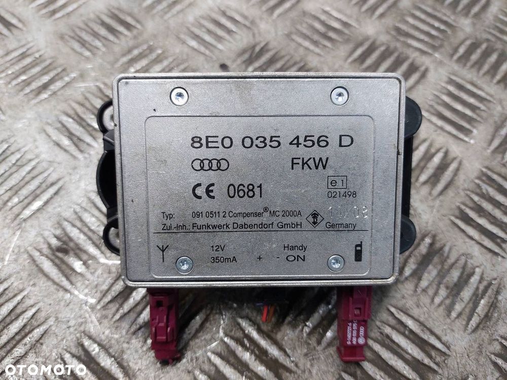 WZMACNIACZ MODUŁ ANTENY AUDI A6 C6 8E0035456D - 1