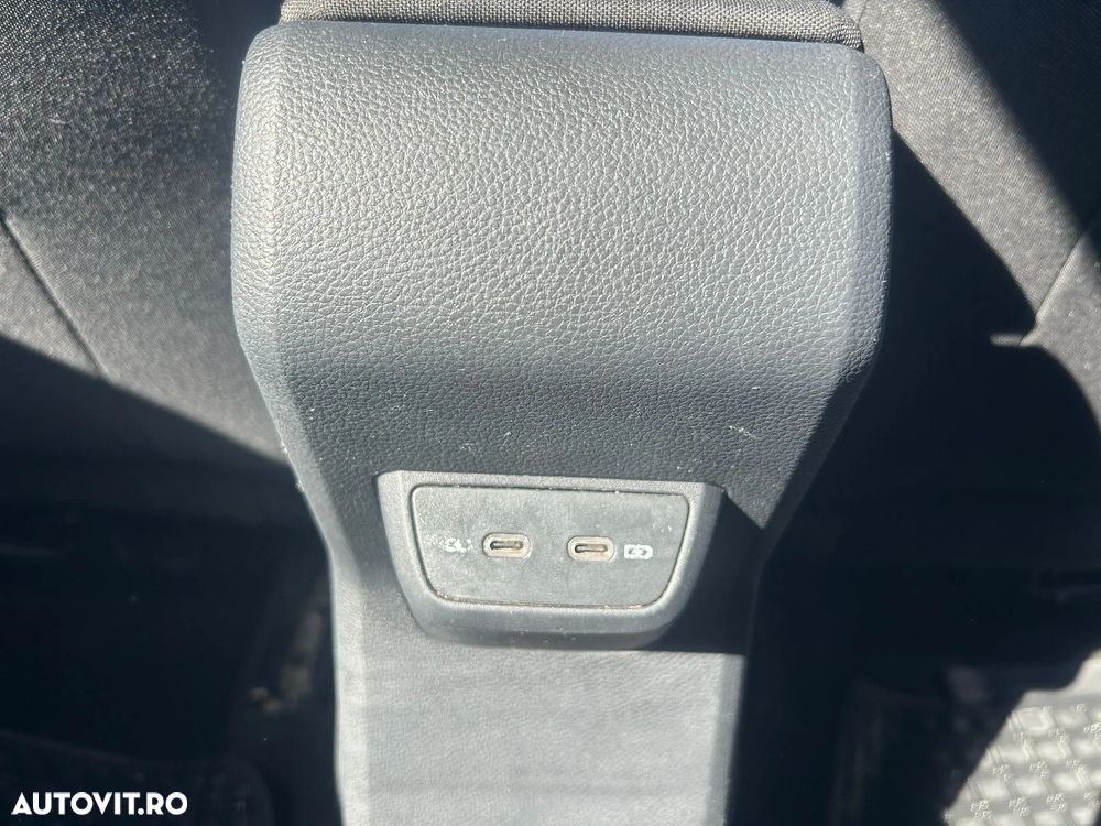 Volkswagen Polo 1.0 TSI DSG Life - 33