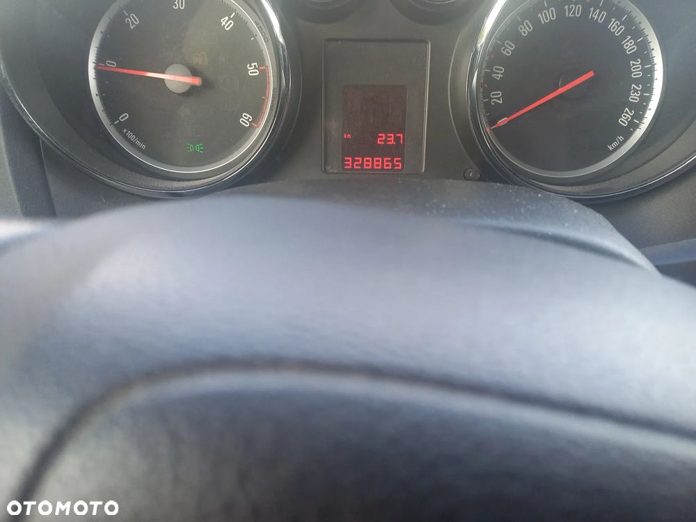 Opel Astra 1.7 CDTI DPF Edition - 13
