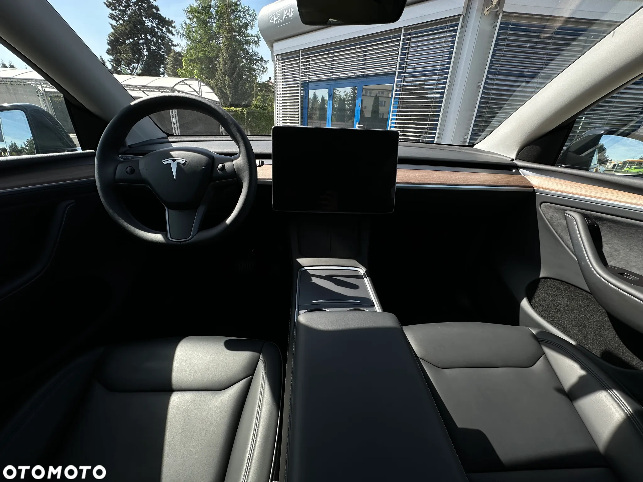 Tesla Y Model Long Range Dual Motor AWD - 12