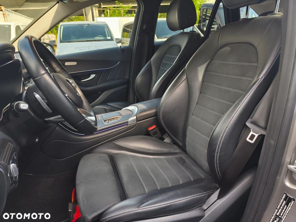 Mercedes-Benz GLC ver-200-d-mhev-4--matic-amg-line - 9