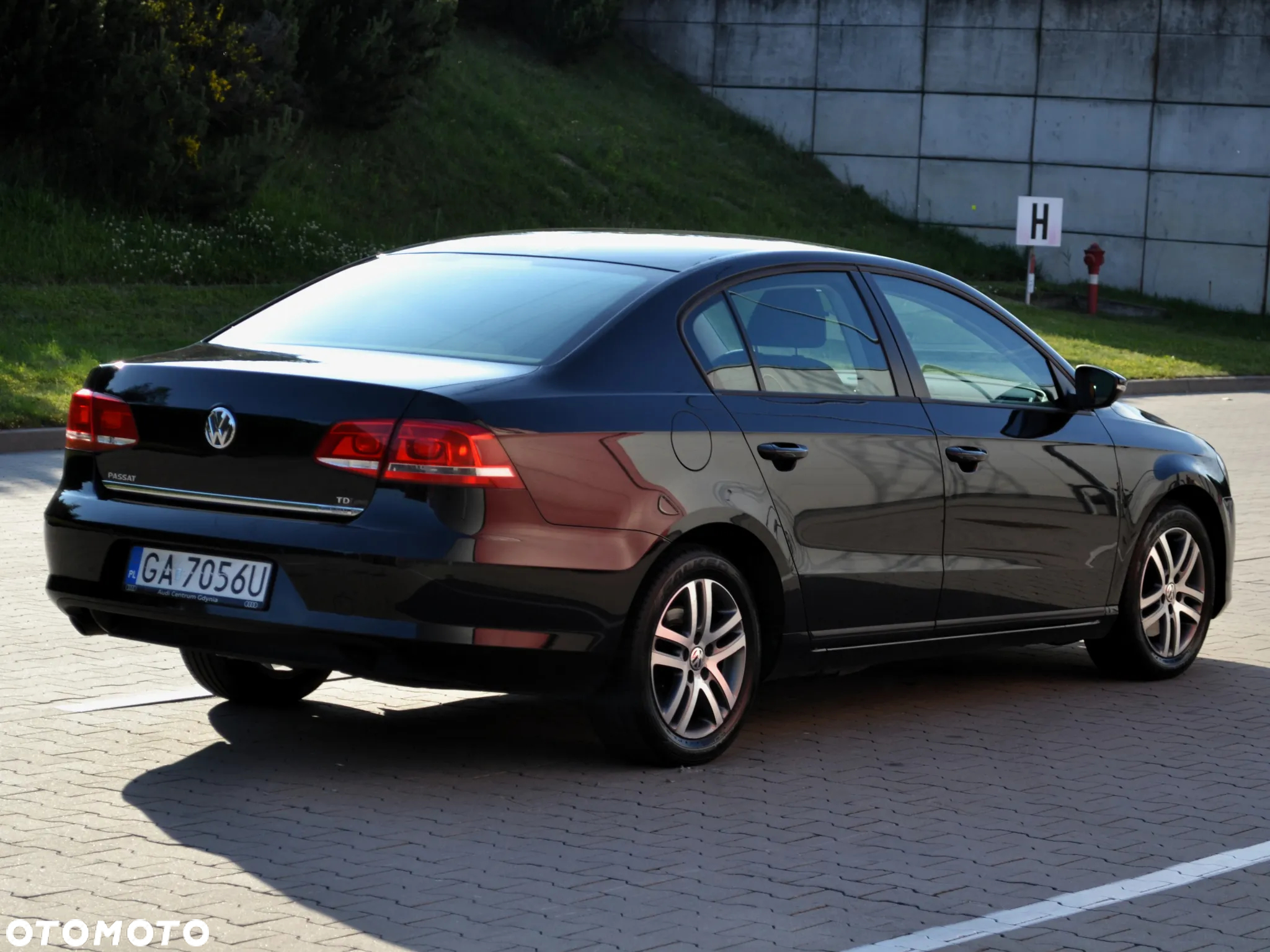 Volkswagen Passat 1.6 TDI Trendline Optimum - 2