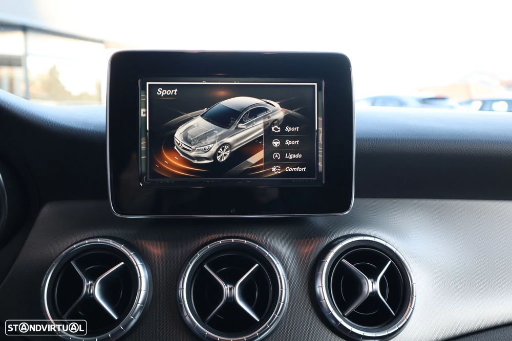 Mercedes-Benz CLA 180 d 7G-DCT AMG Line - 20