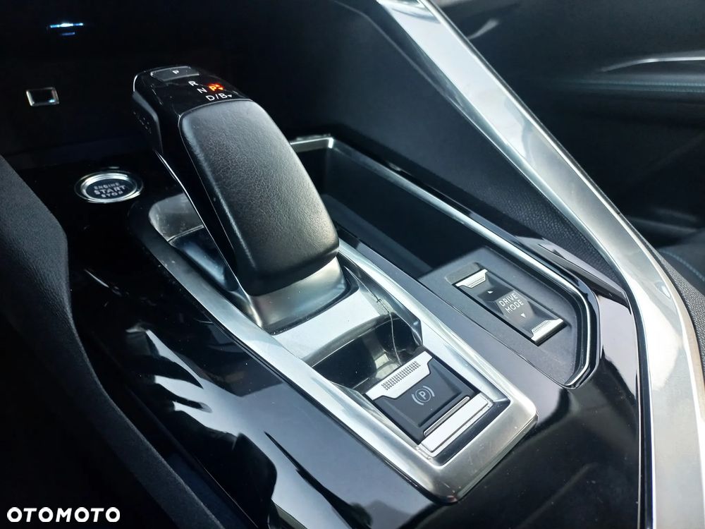 Peugeot 3008 - 17