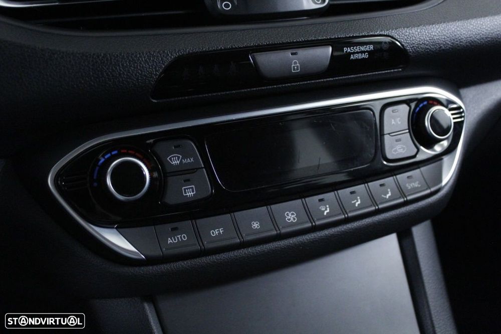 Hyundai i30 1.0 T-GDI Style Plus - 29