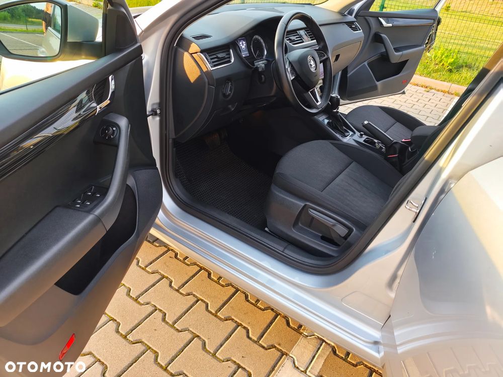 Skoda Octavia 2.0 TSI Clever DSG - 15