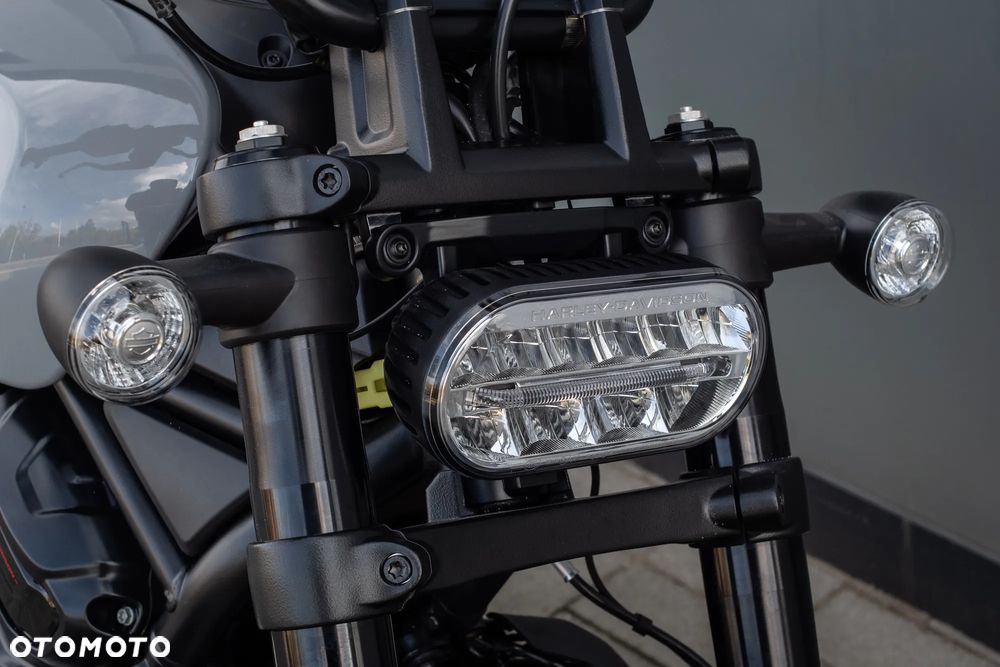 Harley-Davidson Sportster - 24