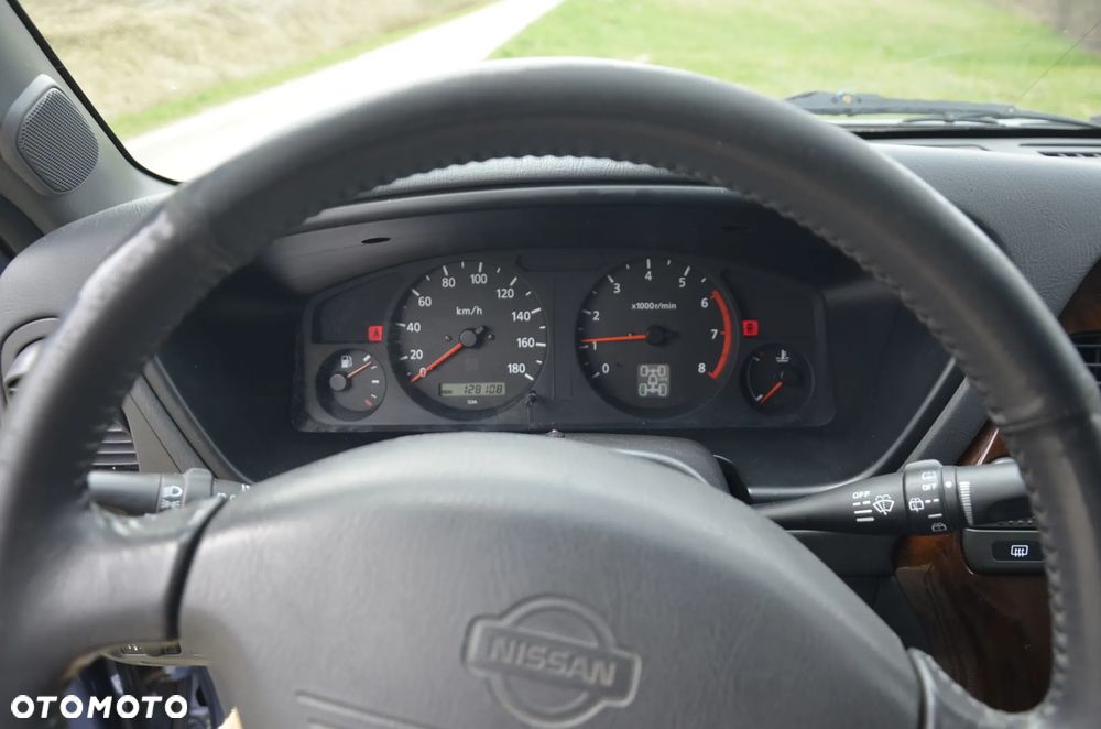 Nissan Pathfinder - 35
