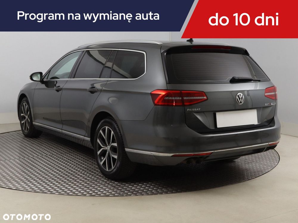 Volkswagen Passat Variant - 6
