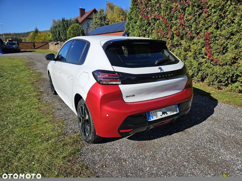 Peugeot 208 - 3