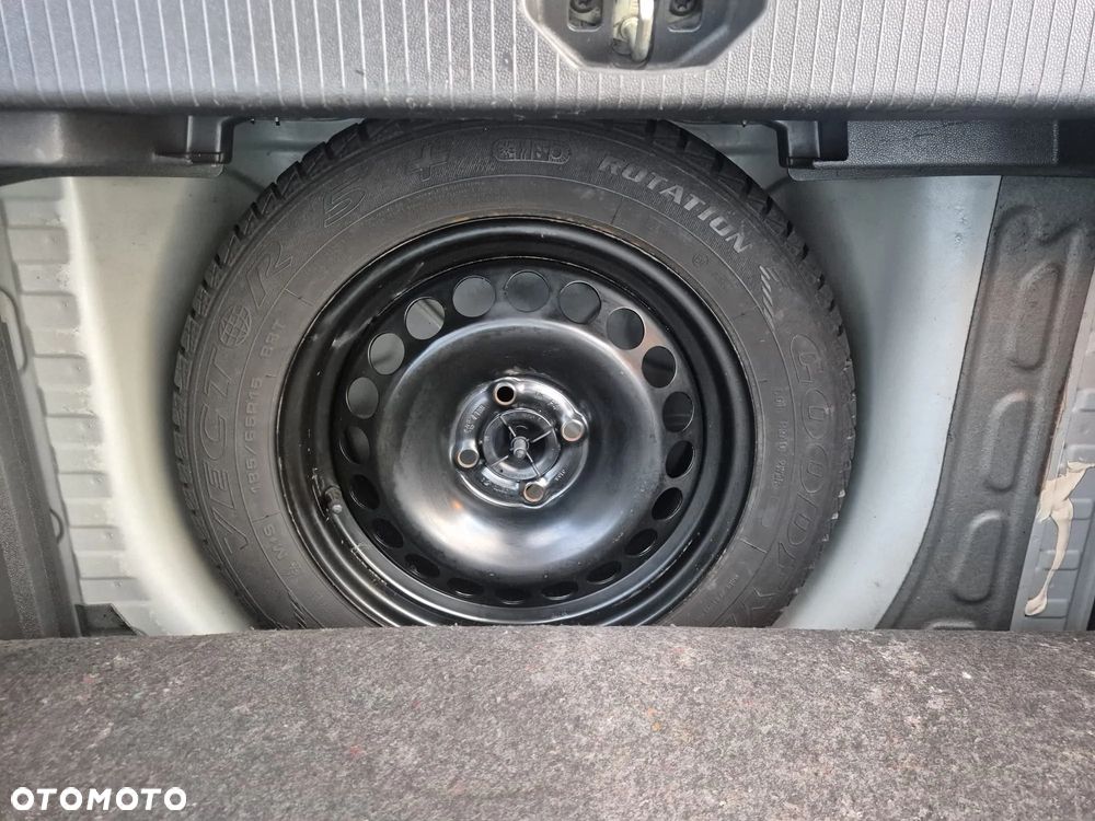 Opel Corsa - 25
