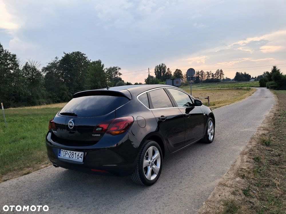 Opel Astra 1.4 Turbo Active - 4