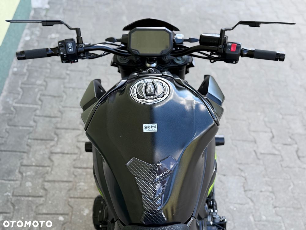 Kawasaki Z 900 - 19