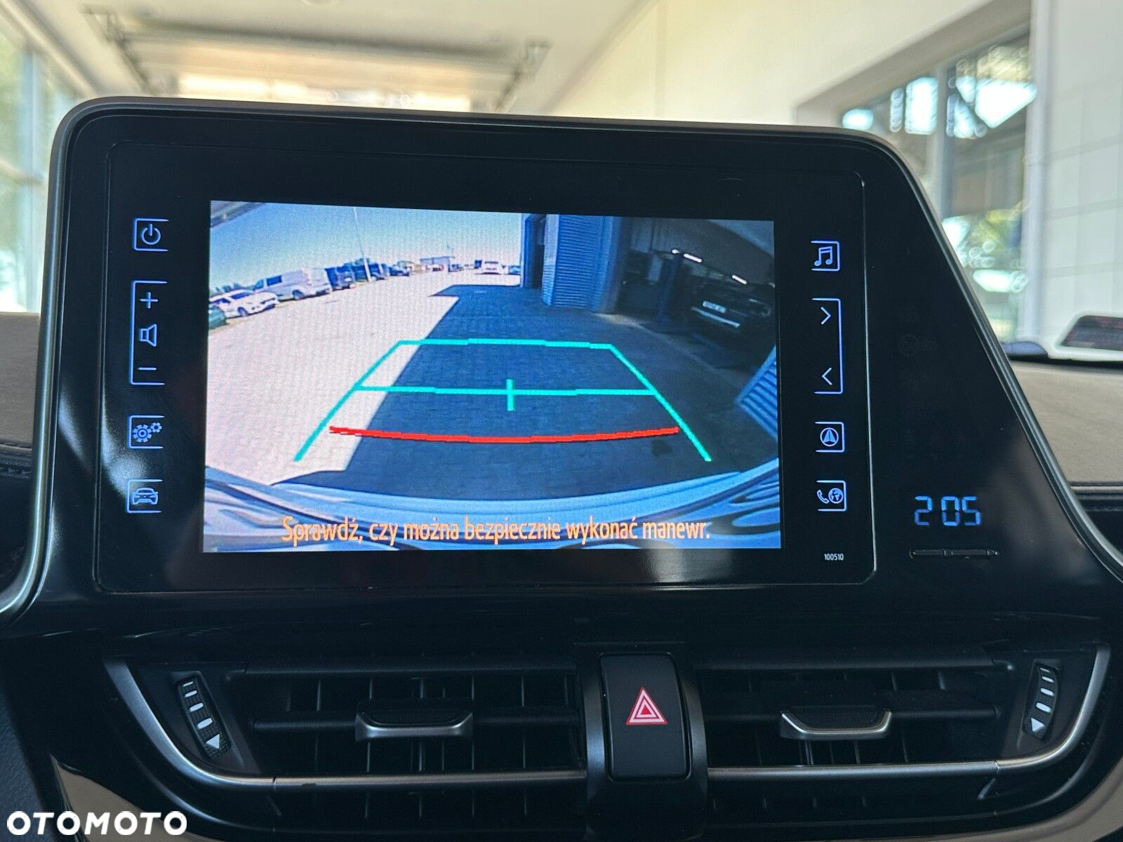 Toyota C-HR 1.2 T Active - 25