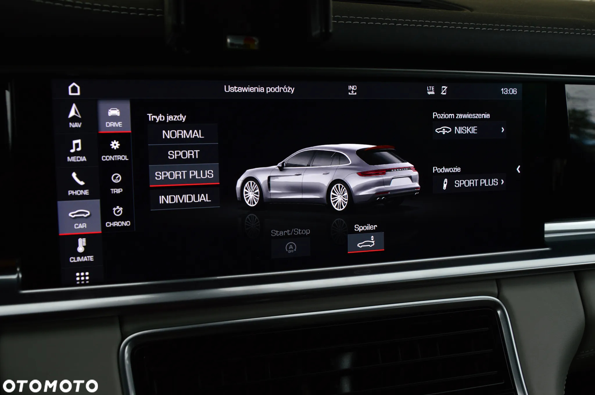 Porsche Panamera 4 Sport Turismo - 33