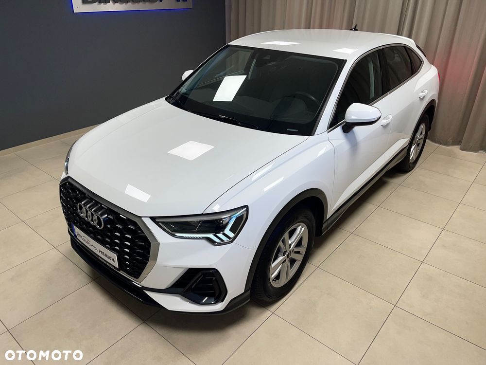 Audi Q3 Sportback - 3