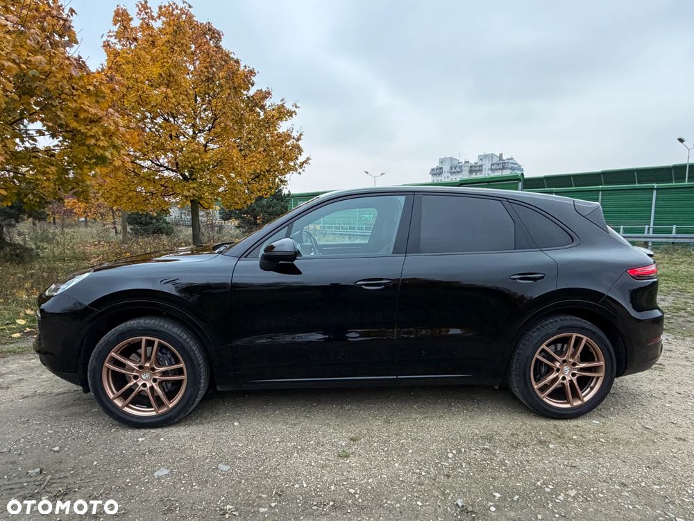 Porsche Cayenne - 6