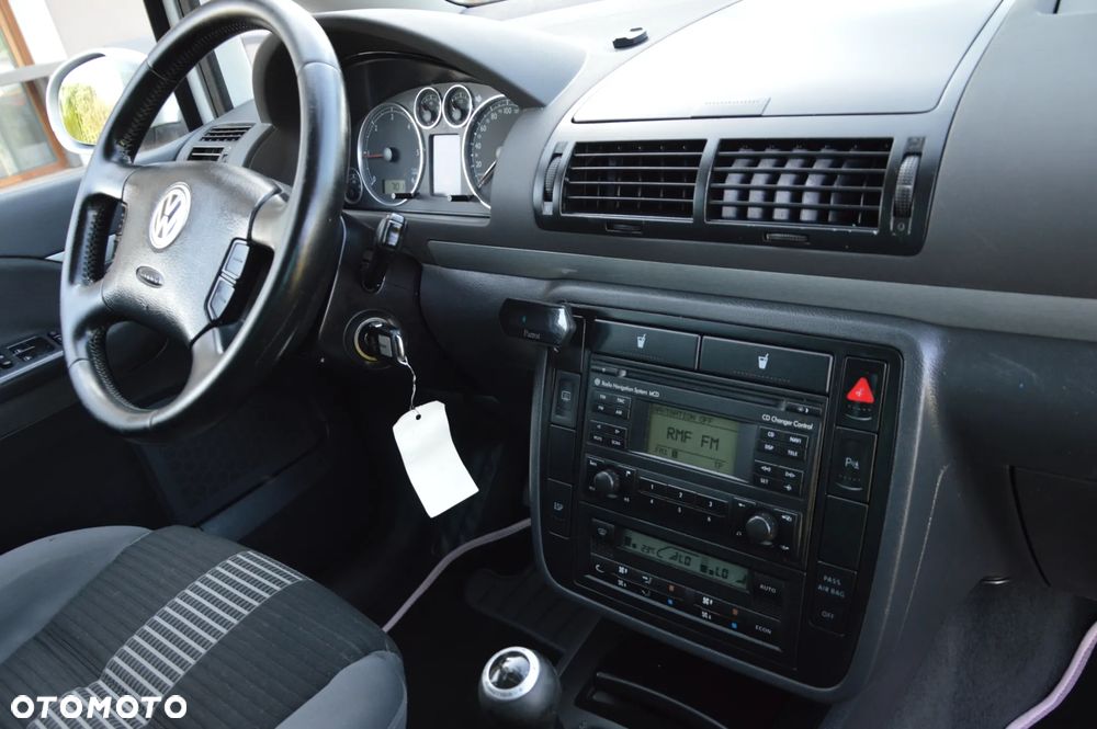 Volkswagen Sharan 1.9 TDI 4Motion United - 28