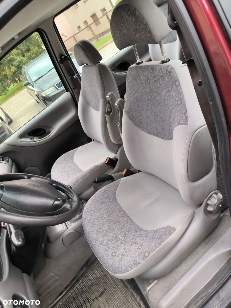 Ford Galaxy 1.9 TDI - 14