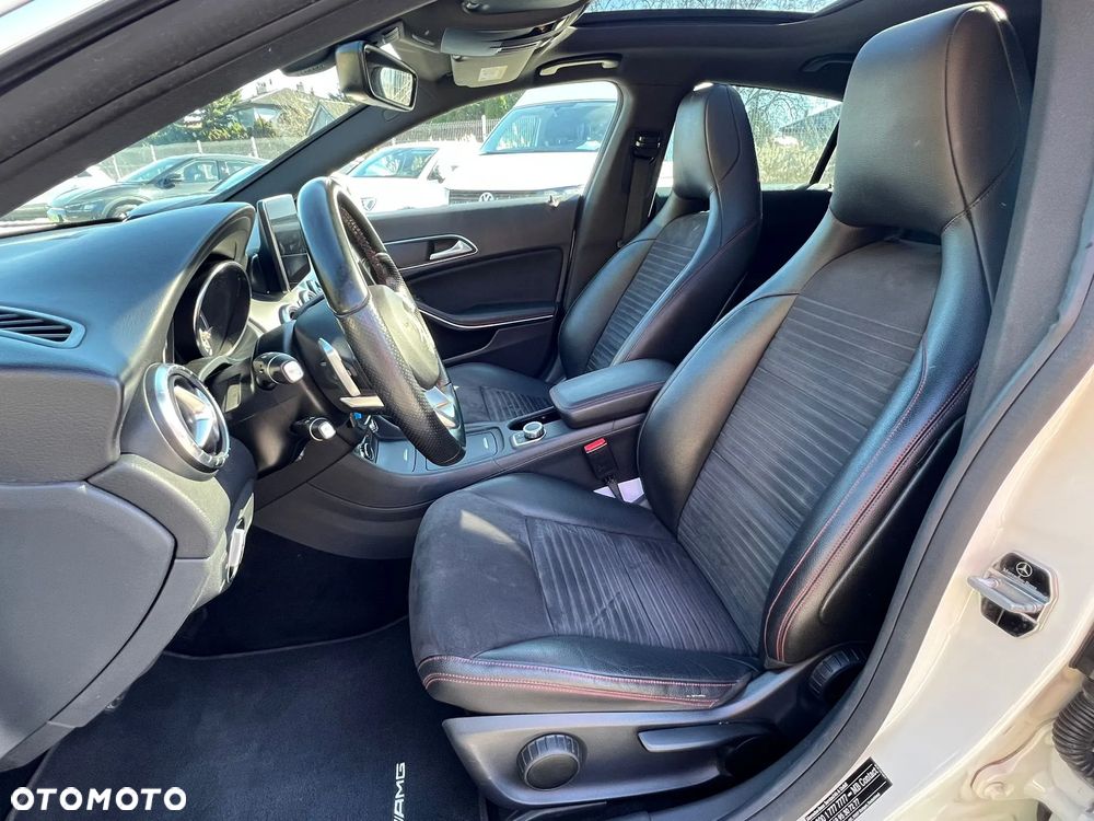 Mercedes-Benz CLA 180 7G-DCT AMG Line - 15