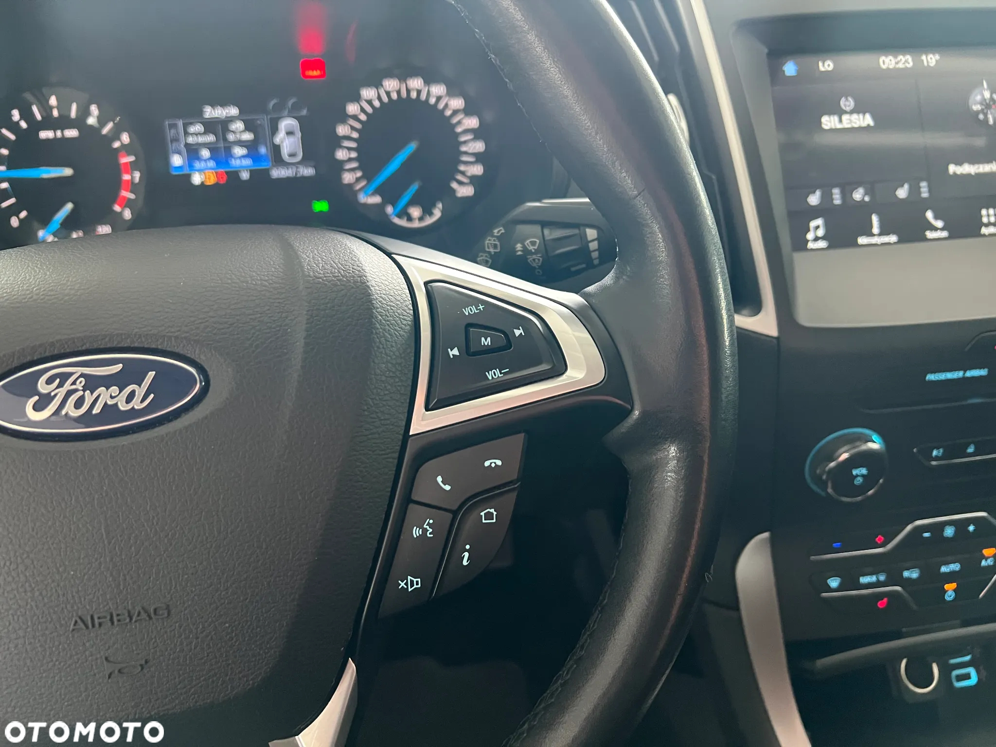 Ford S-Max 1.5 EcoBoost Titanium - 24