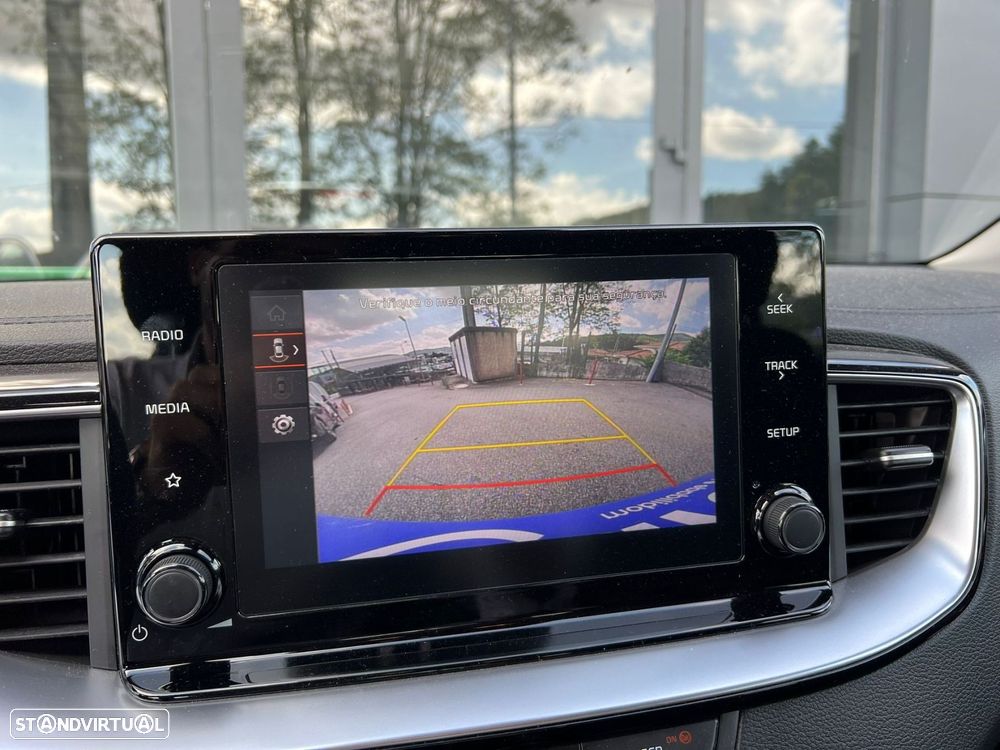 Kia XCeed 1.6 GDi PHEV Drive - 13